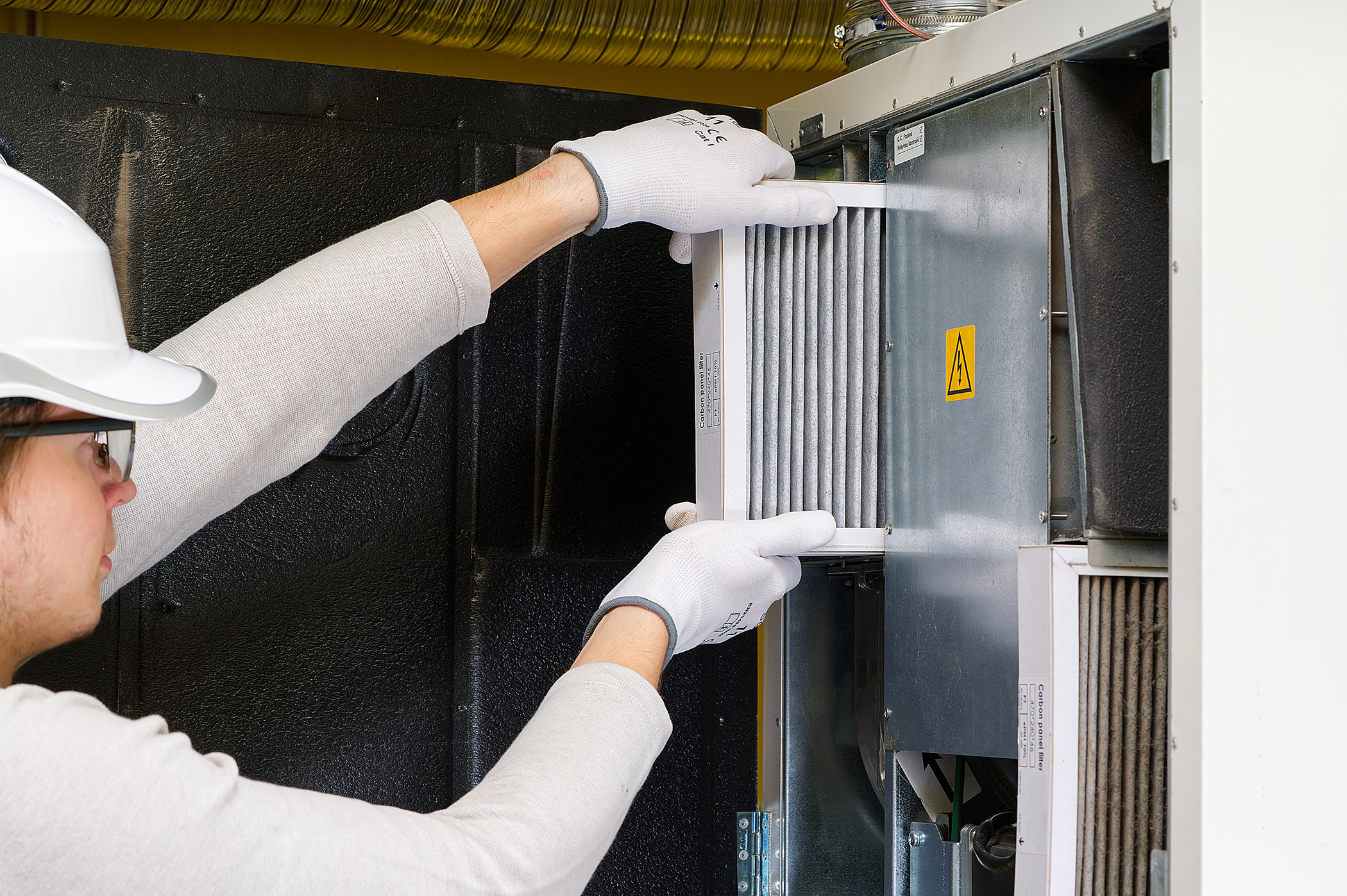 VEL, Gas Filtration, Clean Air Solutions, Air Quality, Air Purification, Filtration Experts, High-Quality Air Filters, Air Purification Products, Environmental Solutions, Industrial Air Filters, Home Air Cleaners